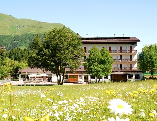 L'Hotel immerso nel verde